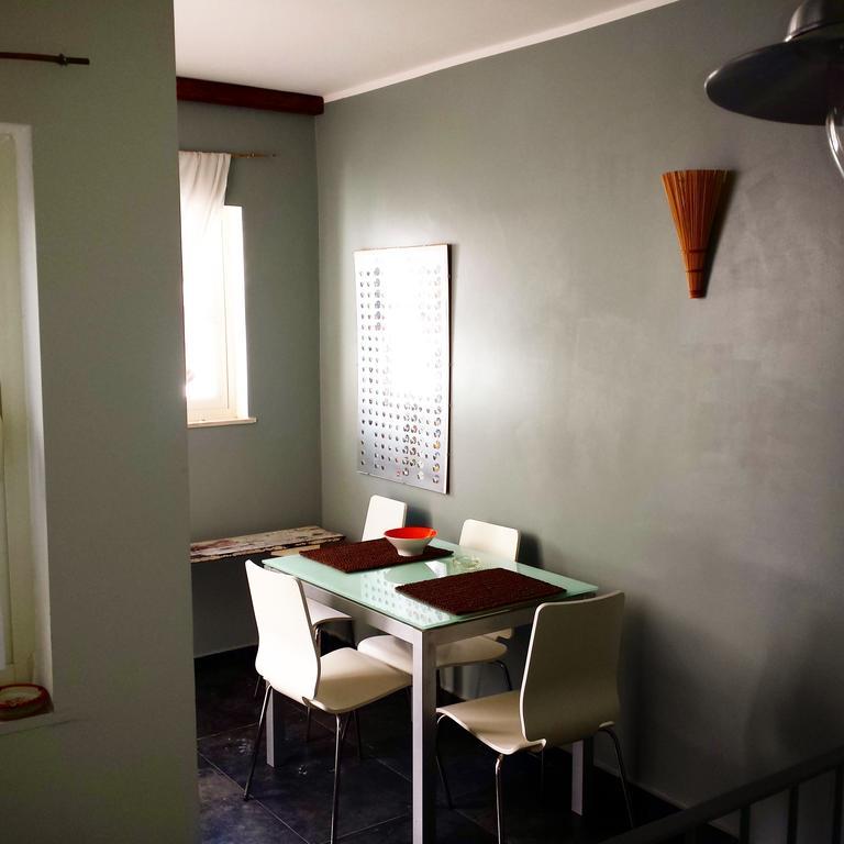 Il Pozzo Di Santa Teresa Apartment Catania Room photo